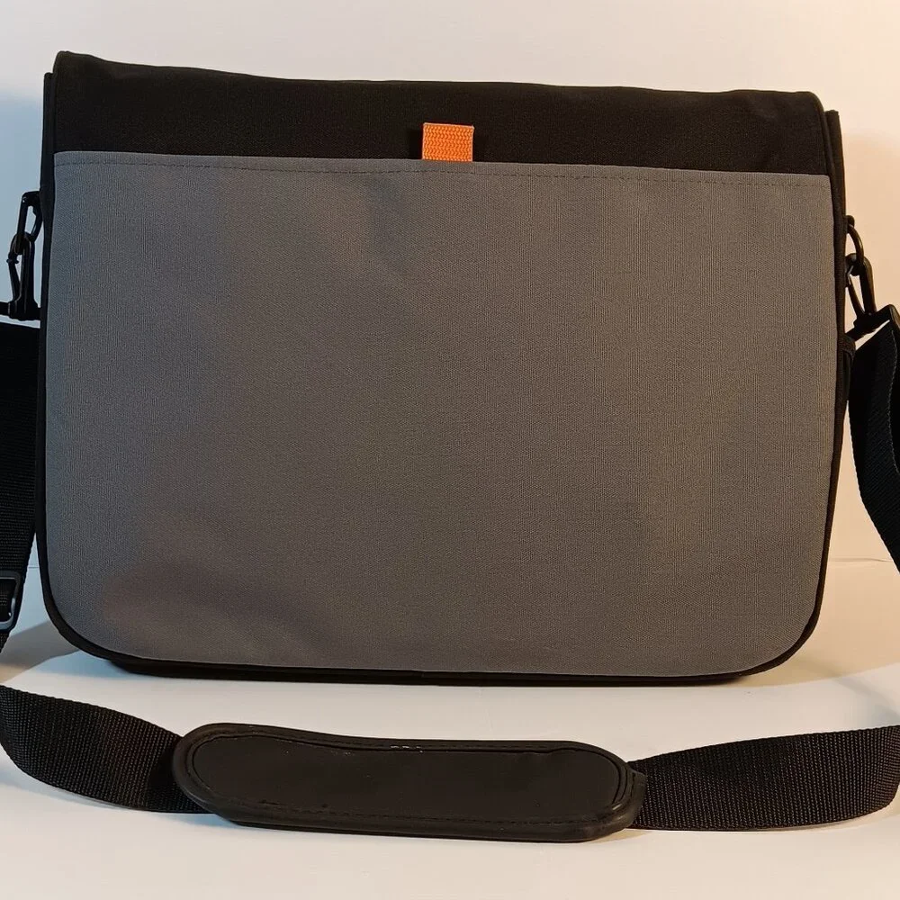 LENOVO LAPTOP BAG - BLACK/SILVER